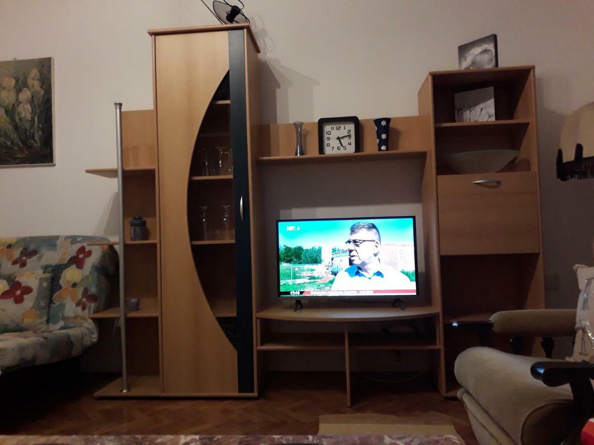 Apartman Ana 2 Apartment Рийека Екстериор снимка
